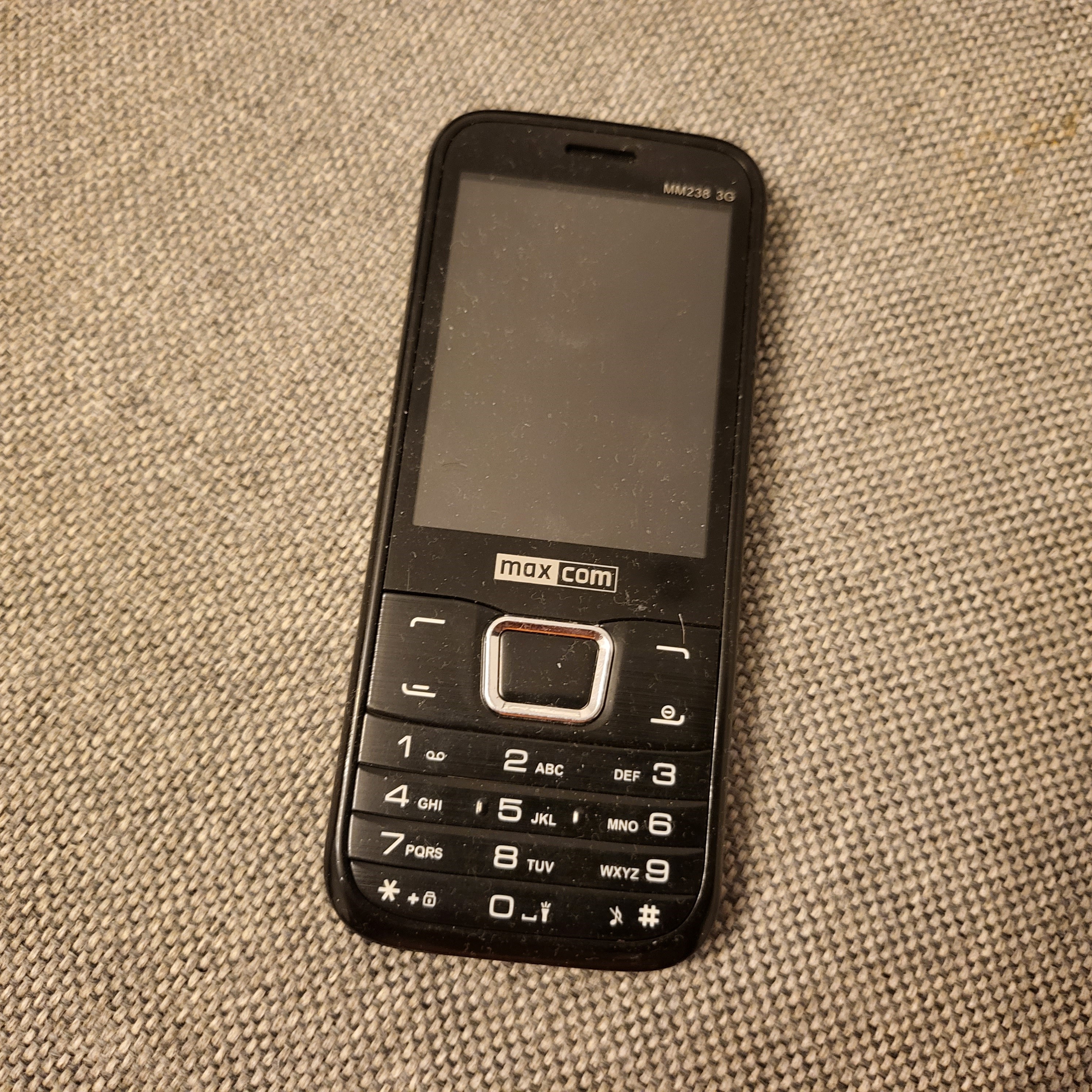 MaxCom MM238 3G